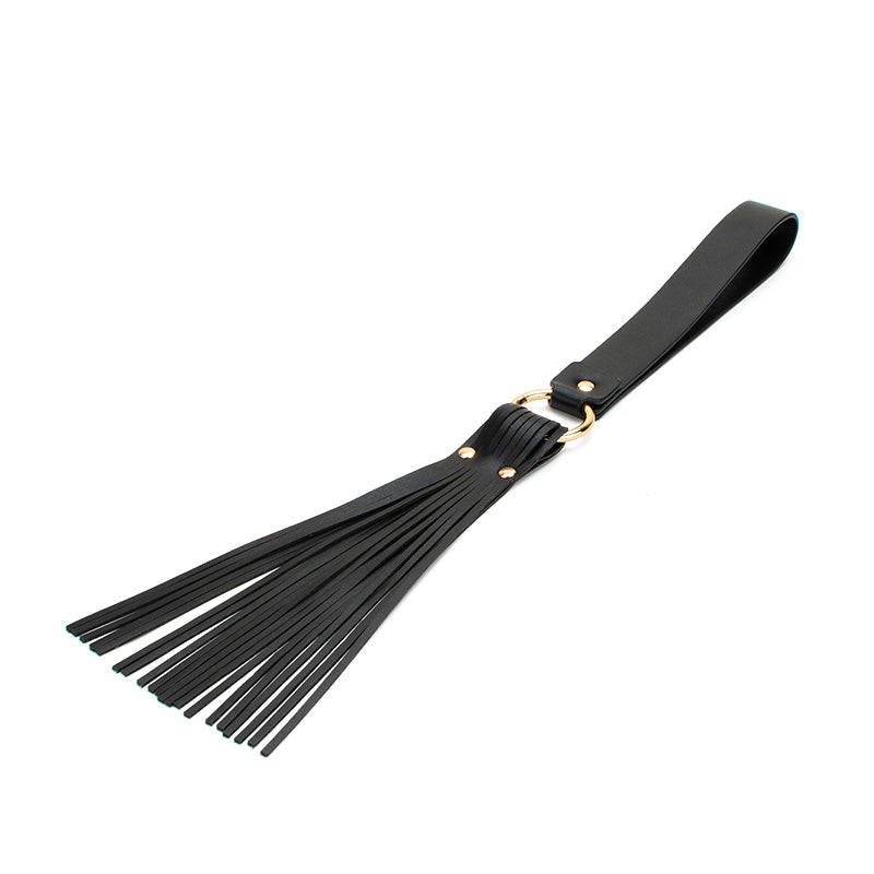 Leather BDSM whip, black colour, front side, Come Now
